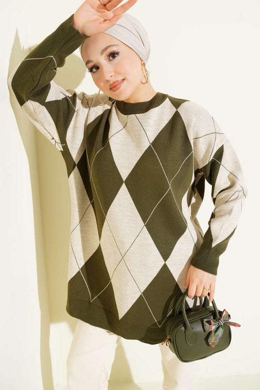 نمط بقلاوة، سترة محبوكة أساسية، لون كاكي