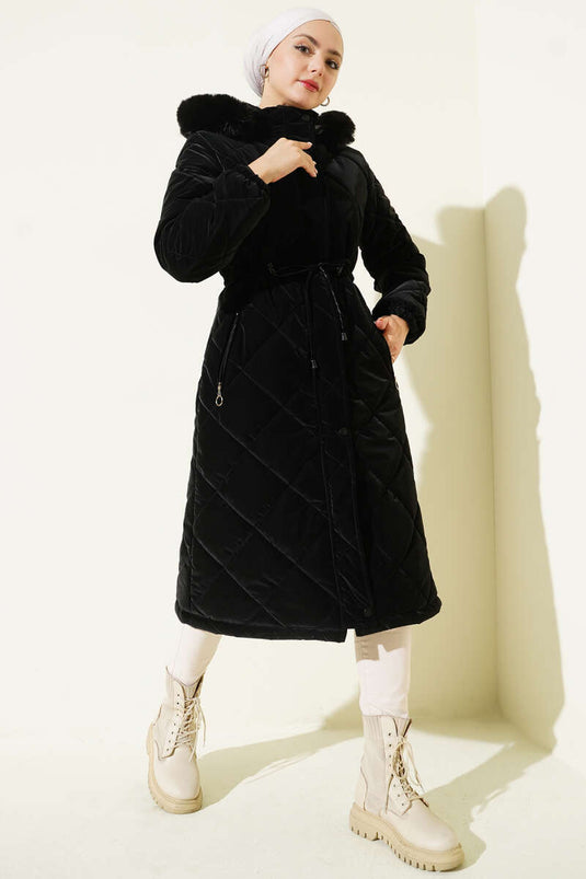 جاكيت مبطن بقلنسوة بقماش الكابيتوني، أسود