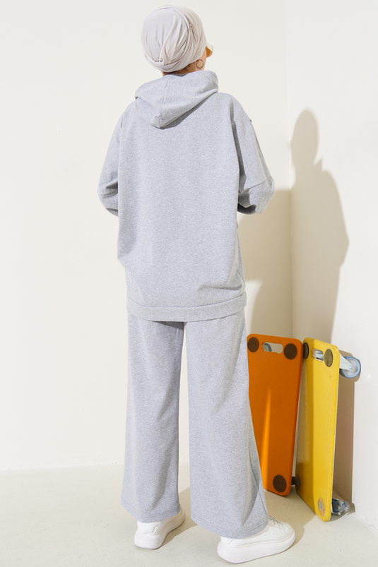 Balance Emblem – Lässiges zweiteiliges Set mit Kapuze in Melange-Grau