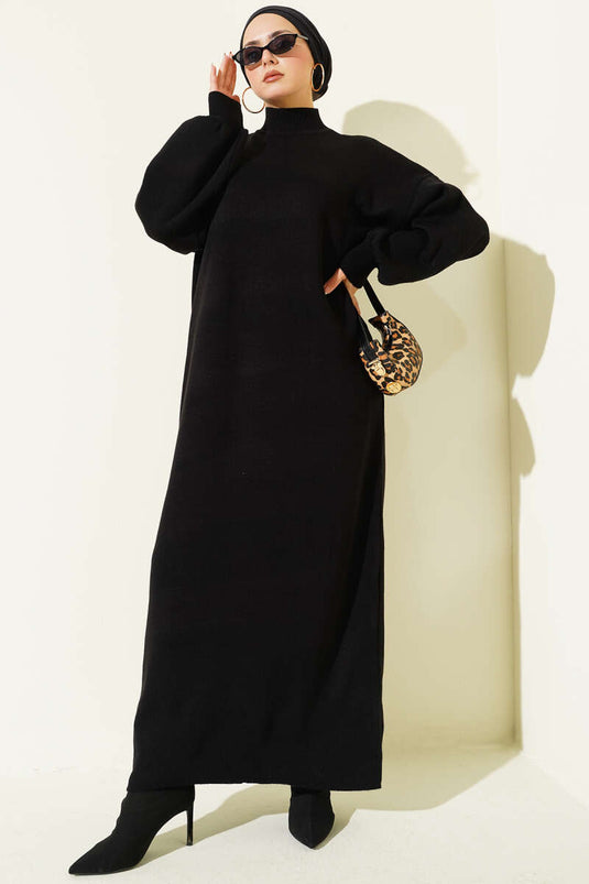 Schwarzes Rundhals-Strickkleid