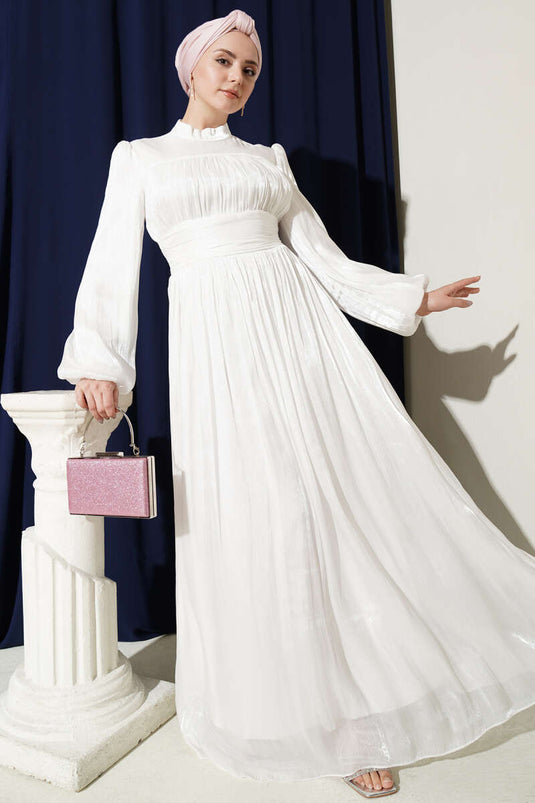 Robe de soirée drapée à manches ballon blanche