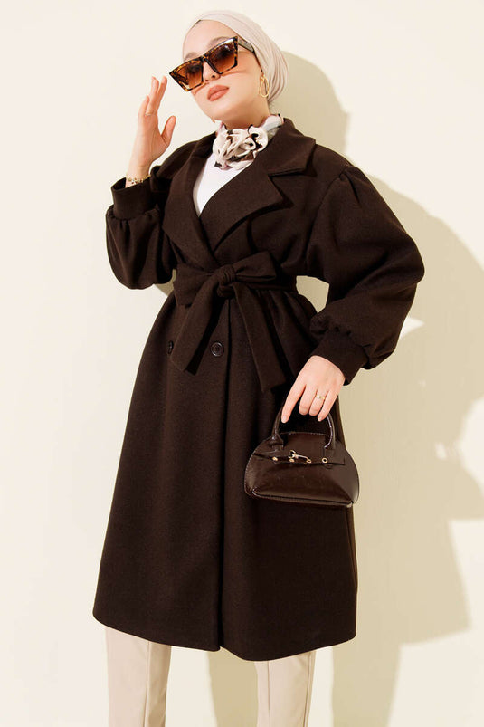 معطف من الكشمير بأزرار أكمام على شكل بالون، قهوة مرة