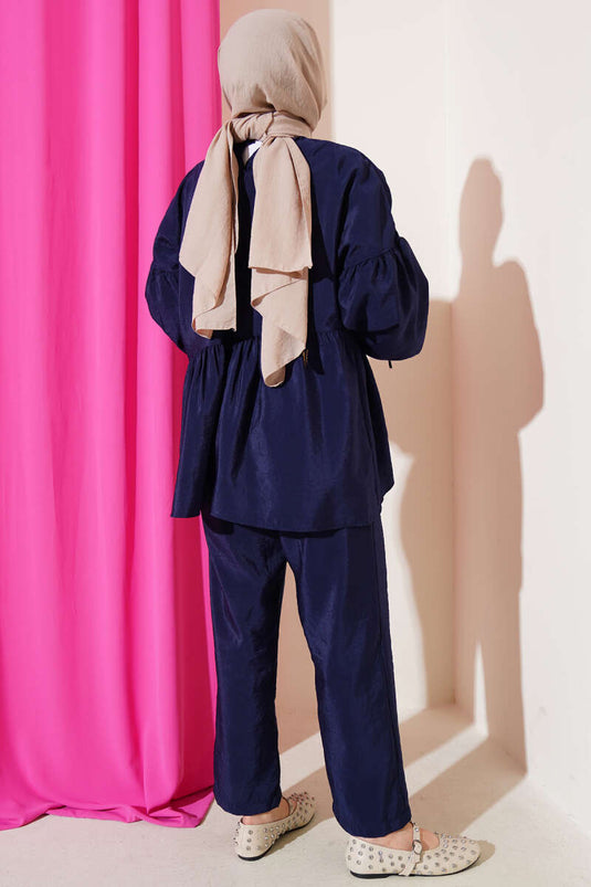 طقم مزدوج من بالون ذراع مزخرف ومظلة باللون الأزرق الداكن