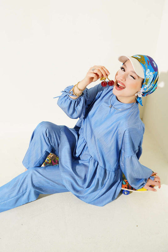 طقم مظلة بأكمام منفوخة من قطعتين باللون الأزرق