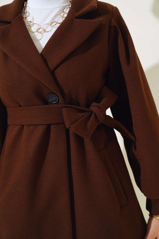 Kurzer Stash-Mantel mit Ballonärmeln in Braun