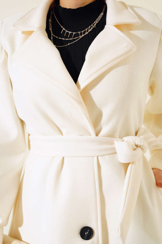 معطف طويل من الكشمير بلون بيج فاتح بأكمام واسعة