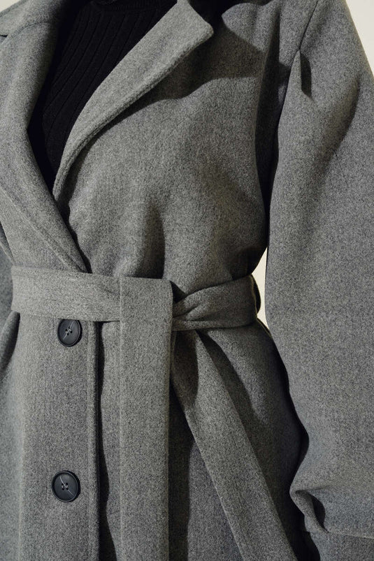 Manteau long en cachemire fumé à manches bouffantes