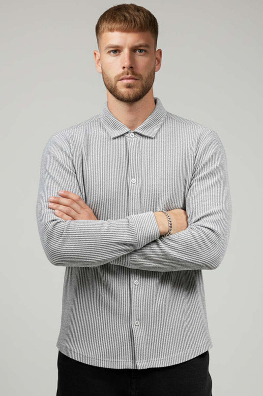 قميص رجالي مخطط أساسي رمادي داكن