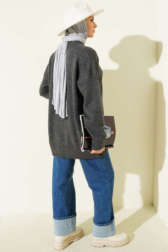 تونيك أساسي فضفاض من التريكو مكشوف الكتفين، رمادي داكن