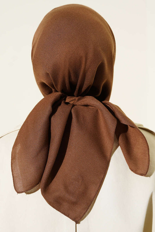 Sciarpa invernale semplice marrone chiaro