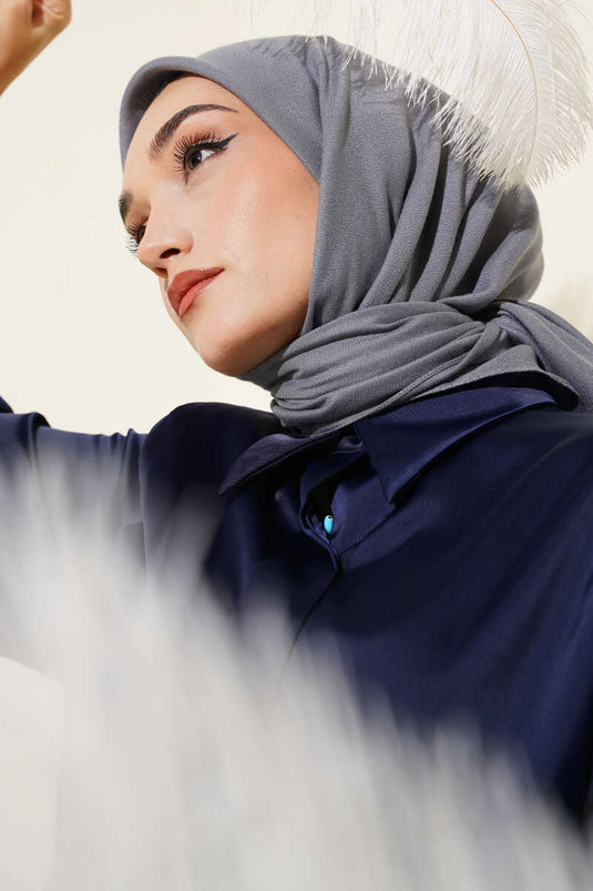 وشاح شتوي أساسي سادة رمادي