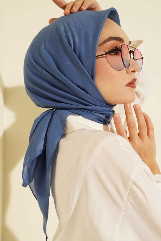 وشاح أزرق أساسي -84