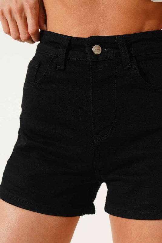 Short en jean noir basique