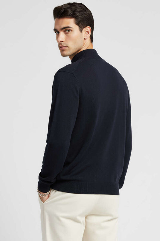 كنزة رجالية أساسية بياقة نصف عالية، لون كحلي