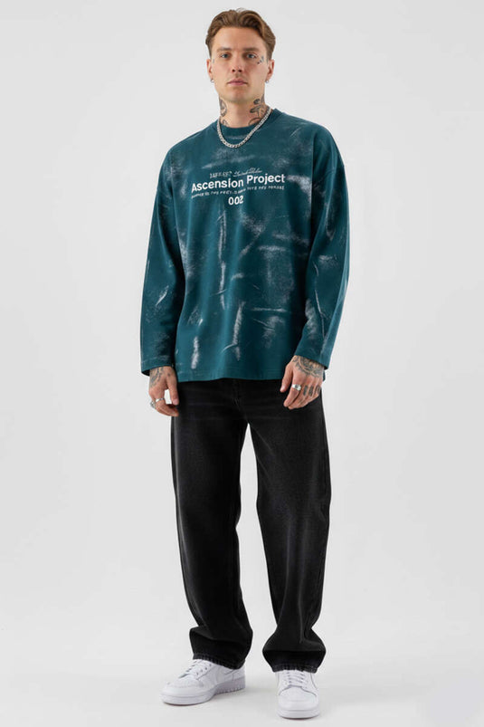 سويت شيرت رجالي بطبعة باتيك باللون البترولي