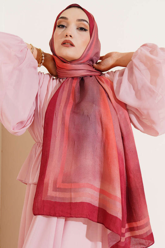 شال من الخيزران بنقشة باتيك، لون عنابي