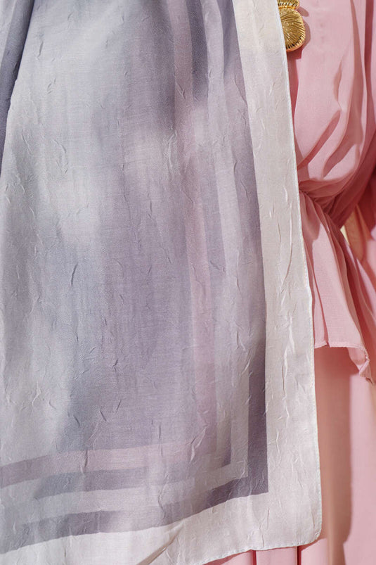 Châle en bambou à motif batik et pierre