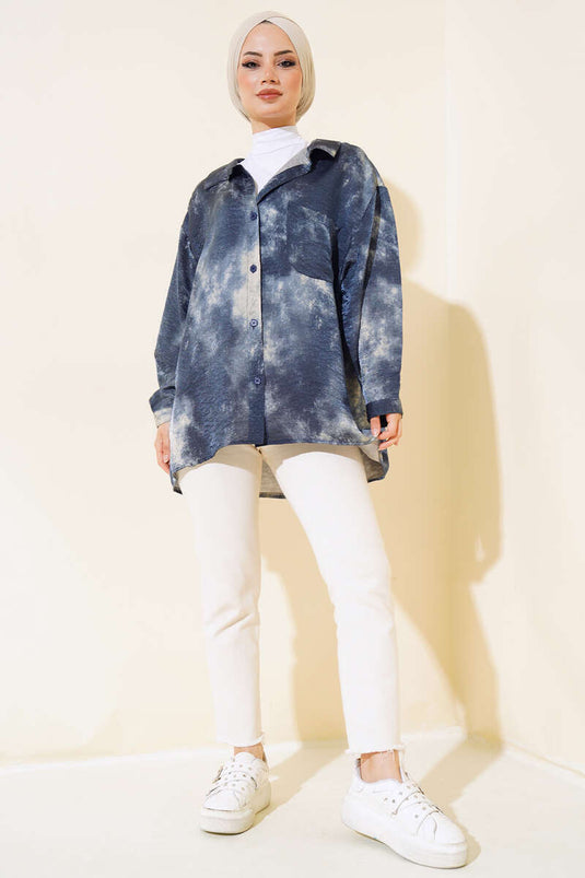 Chemise décontractée à motif batik bleu marine