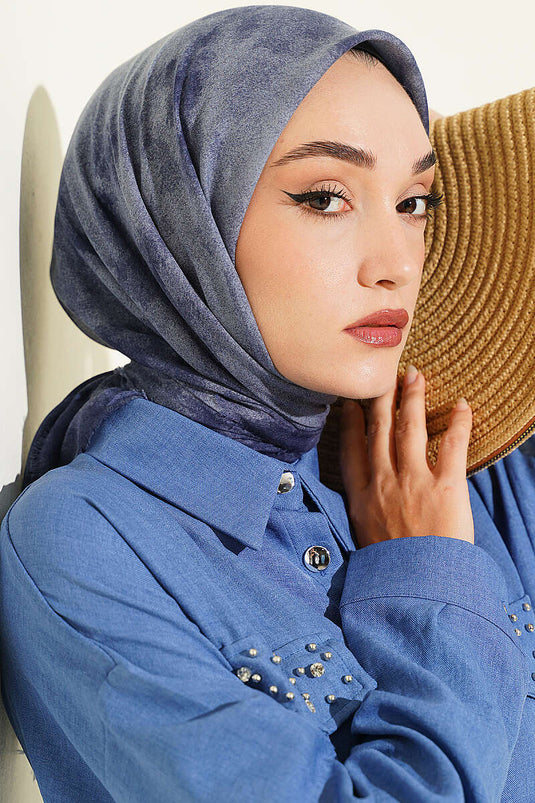 وشاح باتيك بنقشة ناعمة كراش أزرق
