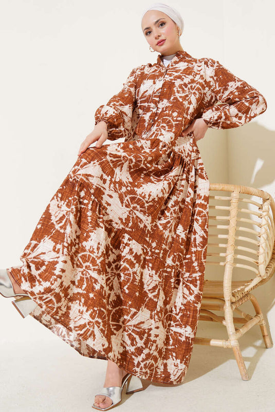 Robe à demi-boutons à motif batik beige