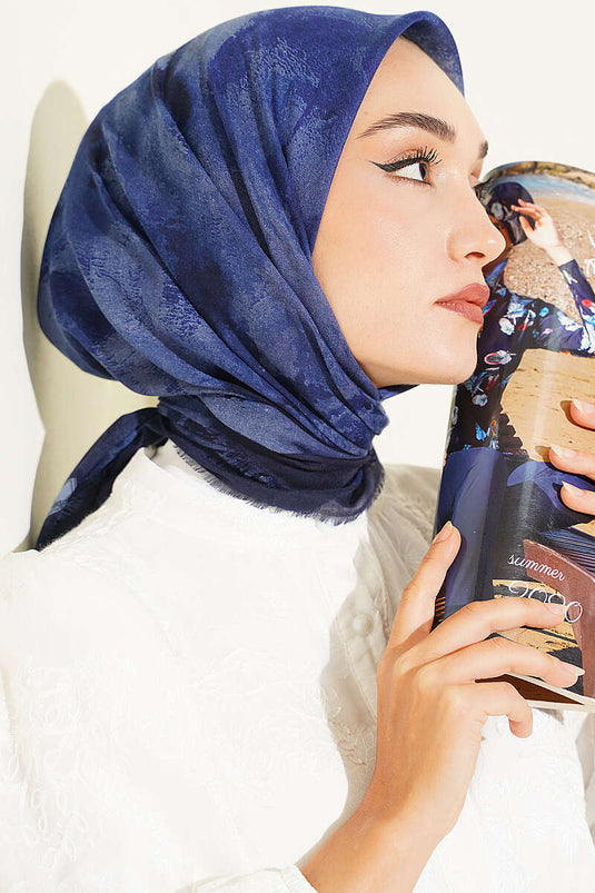 Sciarpa Morbida Con Motivo Batik Blu Navy