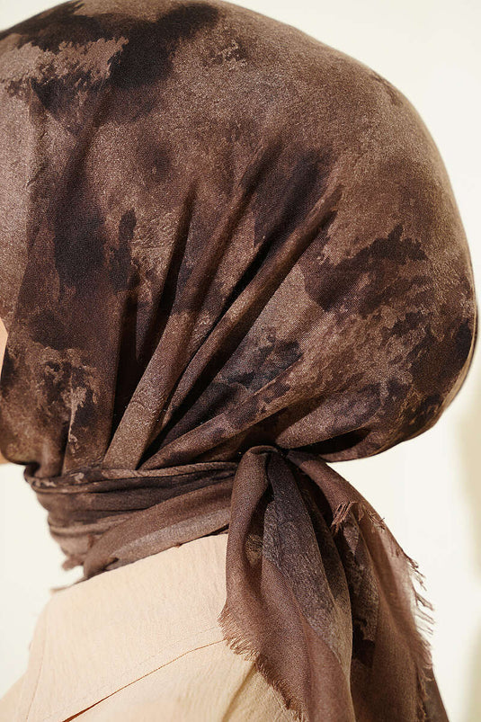 Braune Batik Muster Schal
