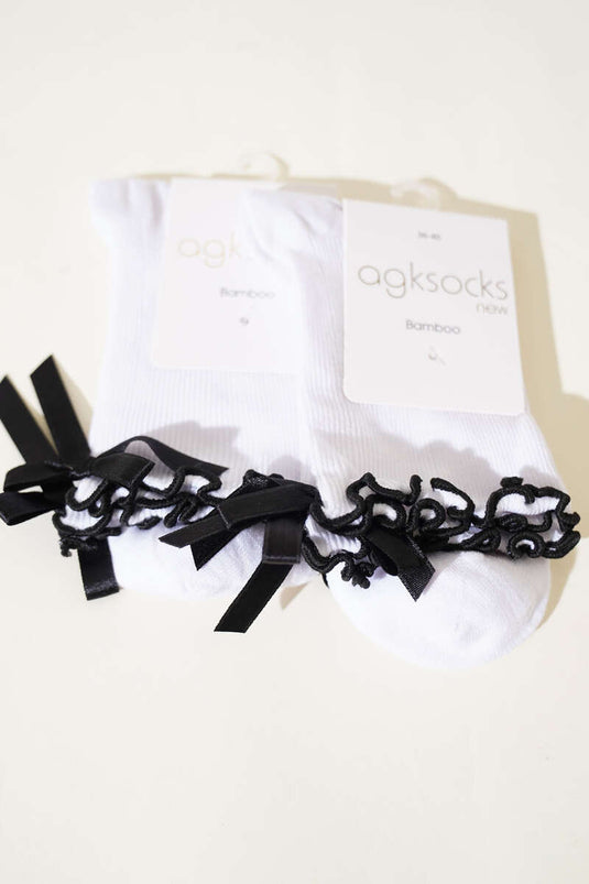 Bayan 3'lü Kurdeleli Soket Çorap Beyaz