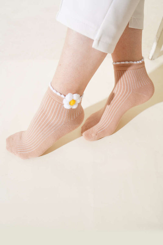 Lady Daisy Socket Socks Latte
