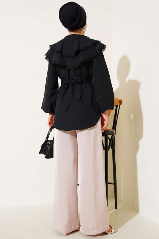 Chemise en dentelle à col bébé noire