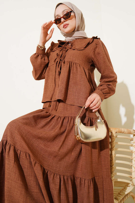 Babykraag, touwstrik, rok, tweedelig pak, bruin