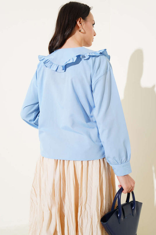 Chemise bleu ciel avec détail de ruban et col