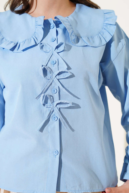 Chemise bleu ciel avec détail de ruban et col