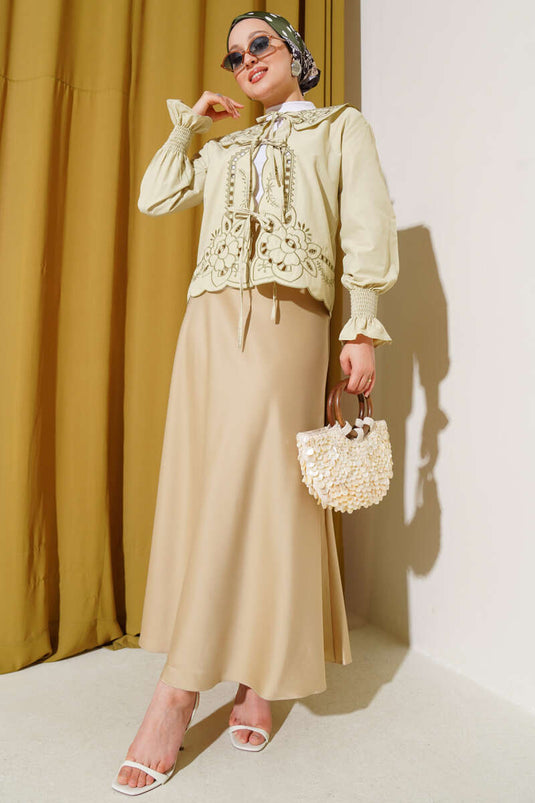 Bebe Yaka Nakışlı Bağlamalı Bluz Çağla Yeşili