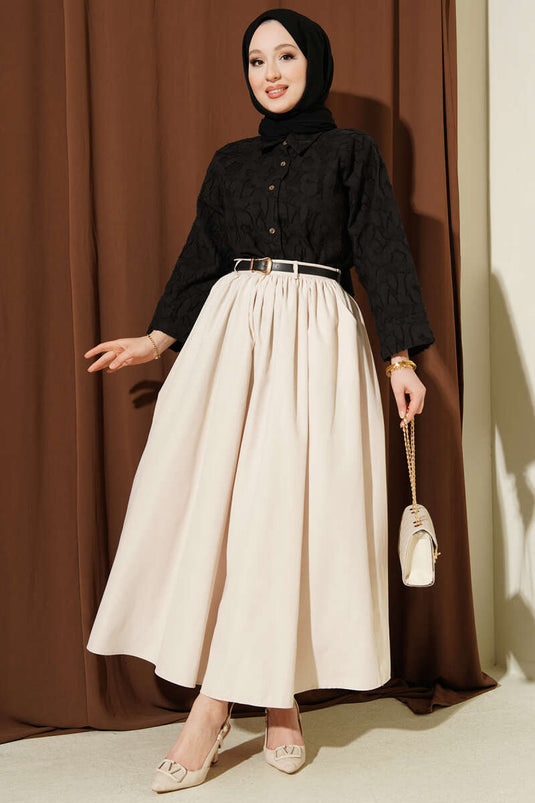 Jupe Plissée Beige Avec Ceinture Et Poches