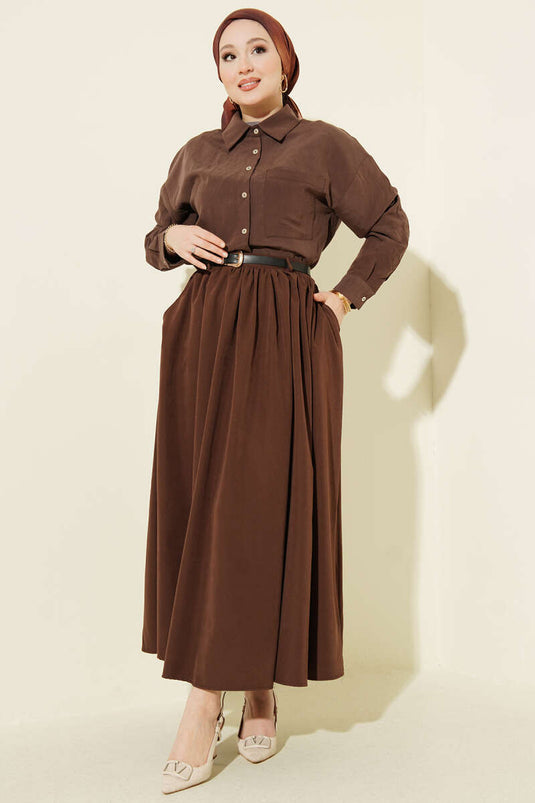Jupe Plissée Marron Avec Ceinture Et Poches