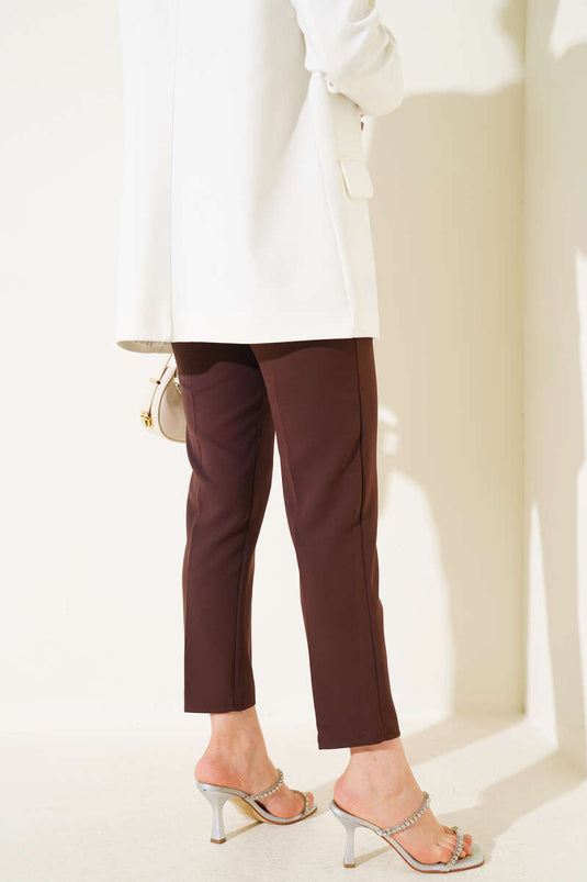 Bel Çımalı Dar Paça Kumaş Pantolon Kahve