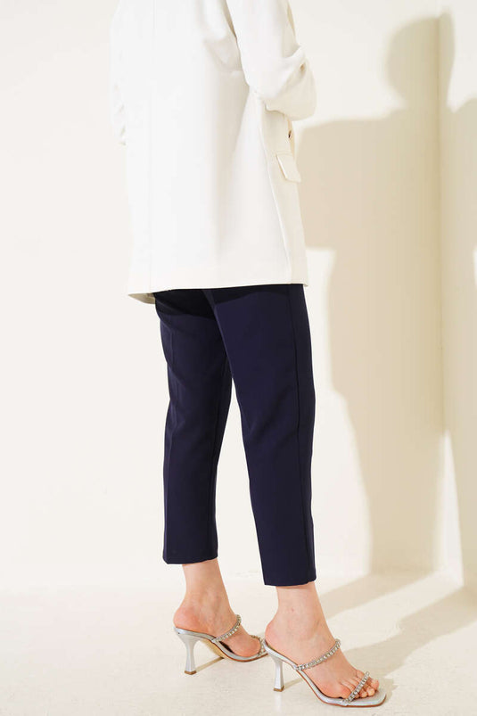 Bel Çımalı Dar Paça Kumaş Pantolon Lacivert