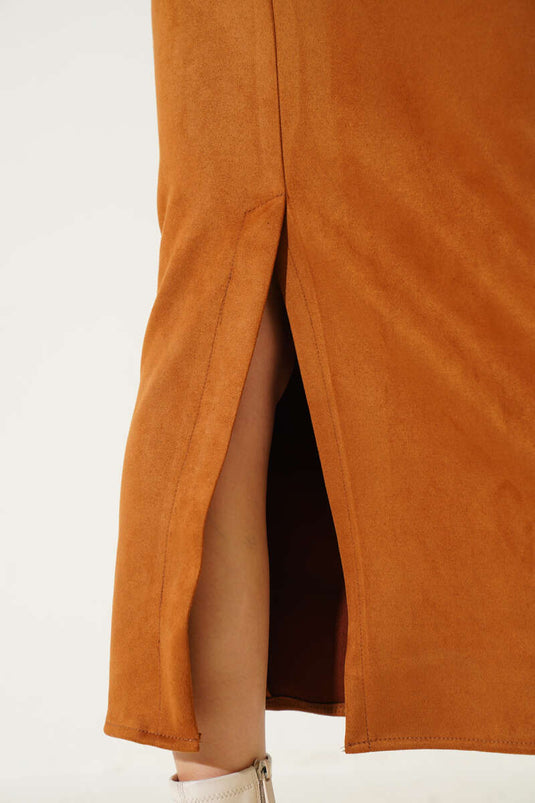 Waist Zippered Suede Pencil Skirt in Tan