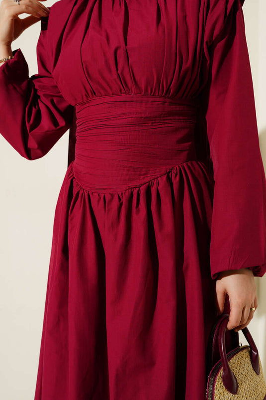 Robe évasée Gipeli bordeaux à la taille marquée