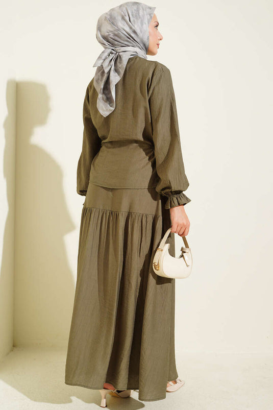 Zwei-Teiliger Set Mit Gürtel Und Bindeband In Dunkel Khaki