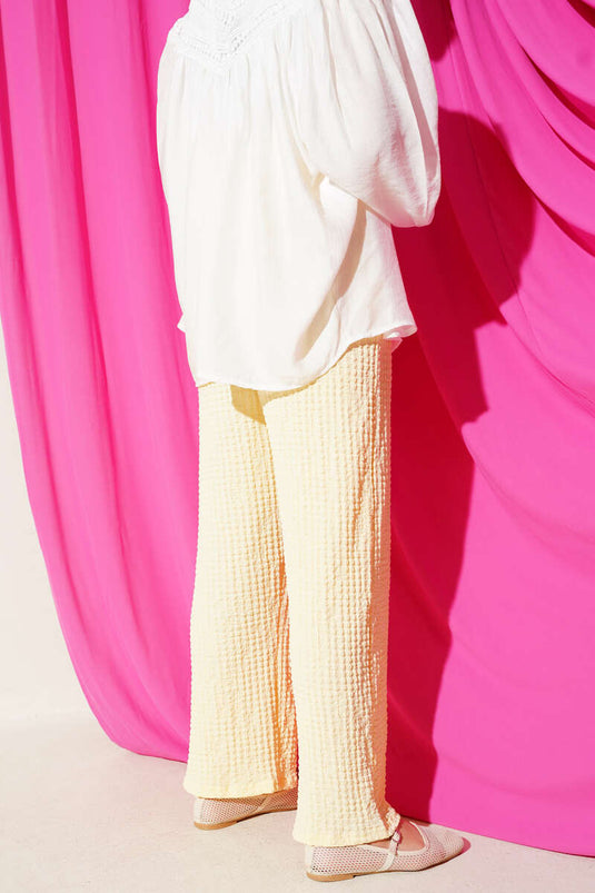 Waist Drawstring Embossed Trousers Yellow