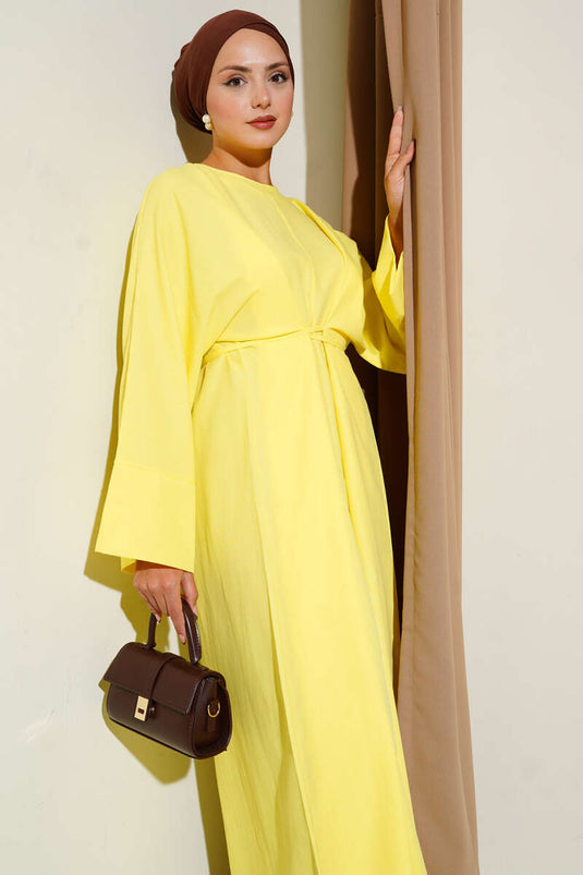 Robe basique oversize avec cordon de serrage à la taille jaune