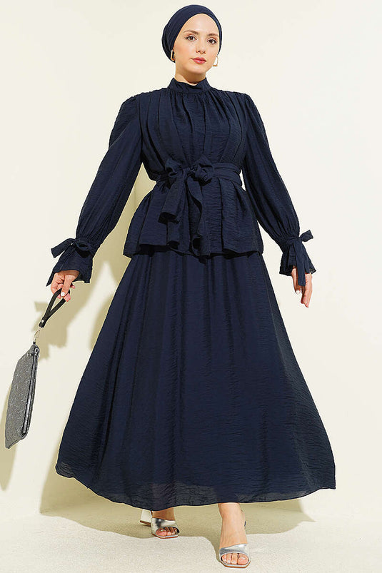 Ensemble Deux Pièces Jupe à Ceinture en Bleu Marine