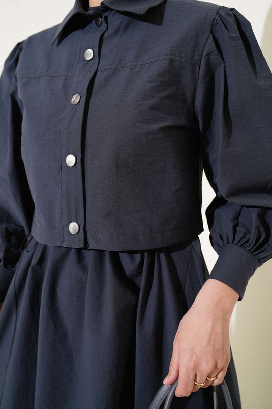 Ensemble deux pièces avec gilet parachute détaillé et élastique à la taille, couleur fumée