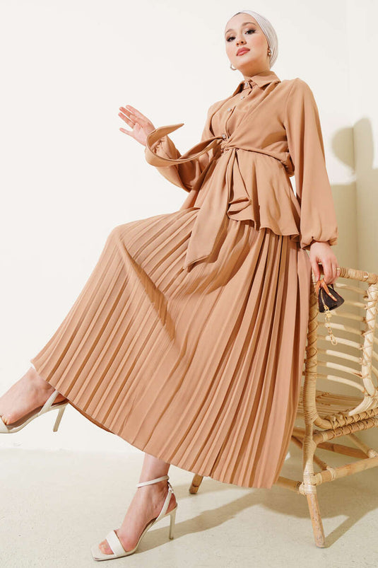 Elastic Waist Tied Pleated Skirt Set Latte