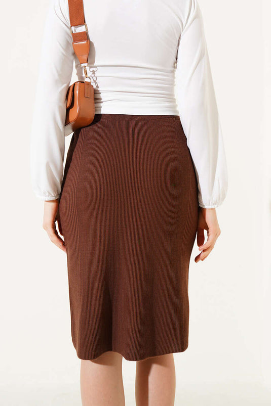 Jupe midi basique en maille marron à taille élastique