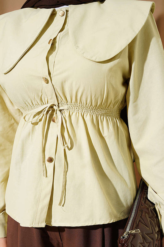 Chemisier court à col bébé avec élastique, couleur vert olive