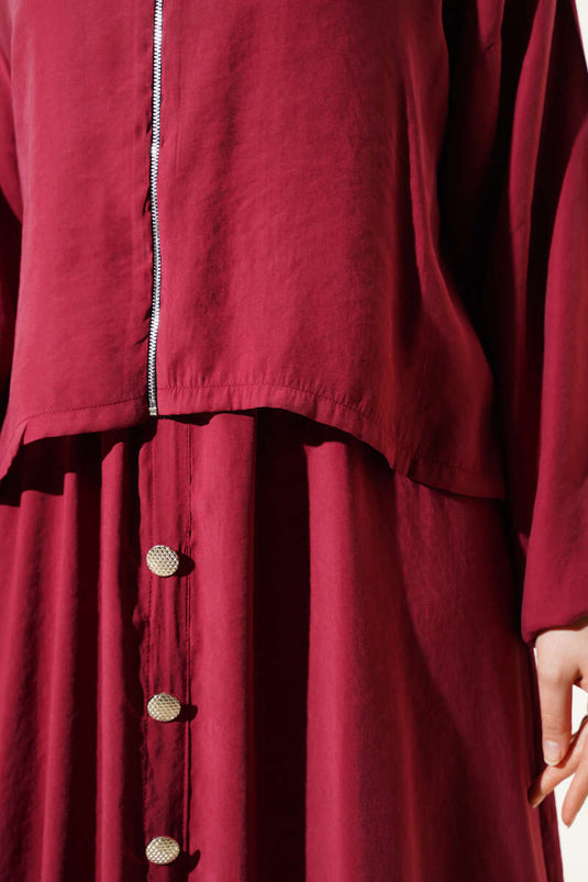 Tailleur-robe à boutons et taille élastique rouge bordeaux