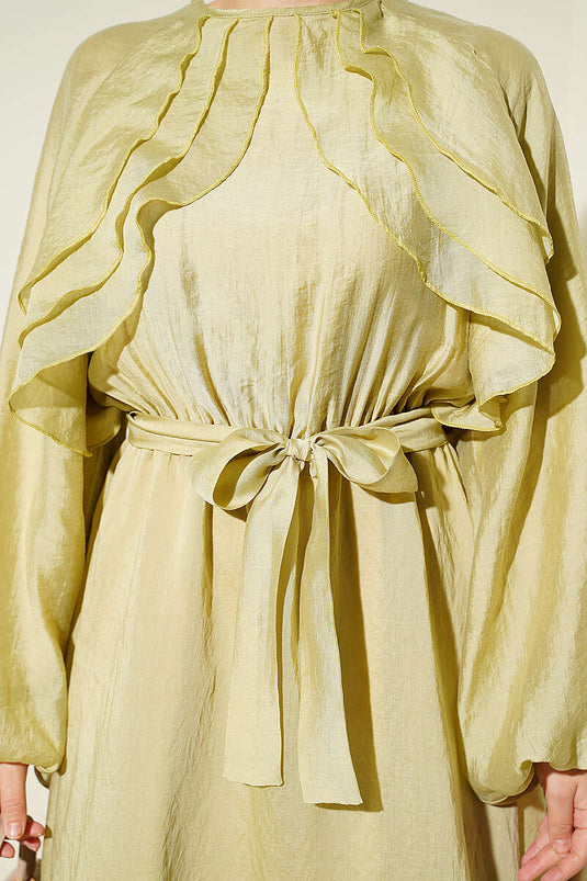 Robe ceinturée à volants avec élastique à la taille, vert olive