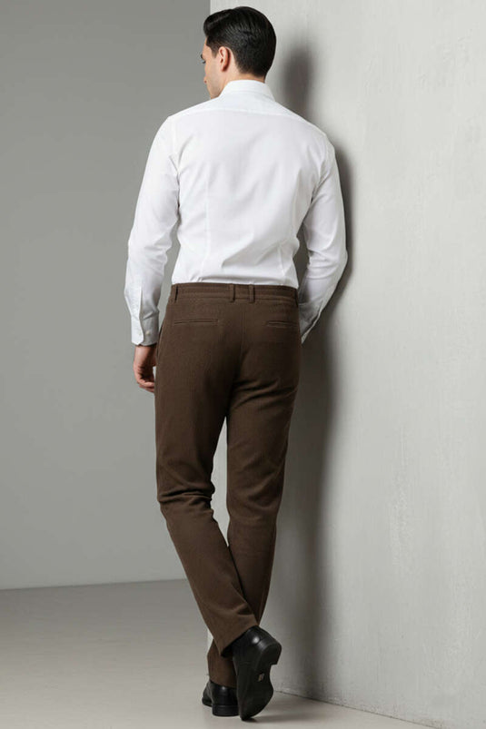Pantalon homme côtelé à taille élastique, couleur café